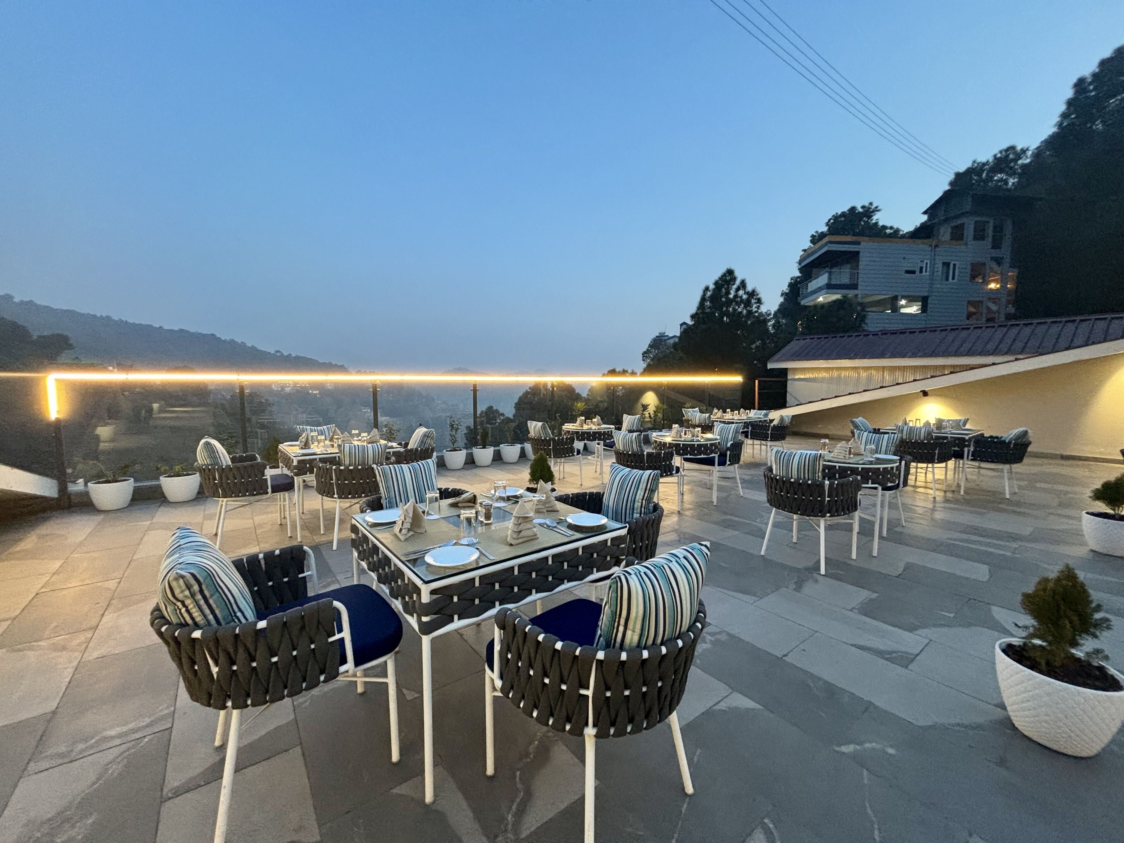 Arnisa Kasauli - A Boutique Hotel
