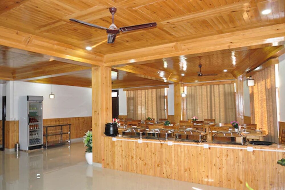 Hotel Aman Place Kasol