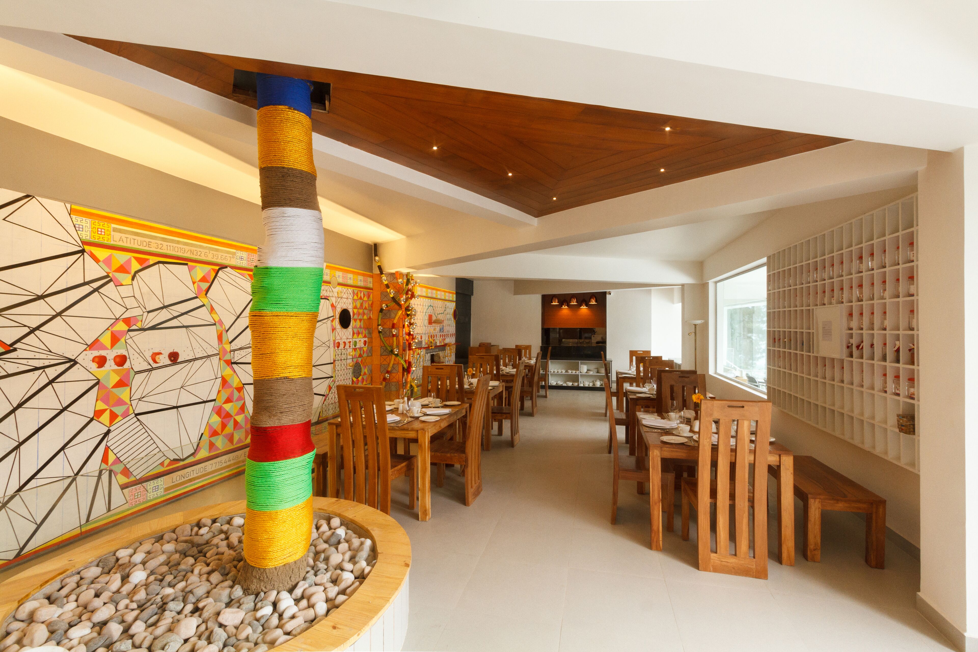 Tree of Life Eila Art Hotel, Naggar