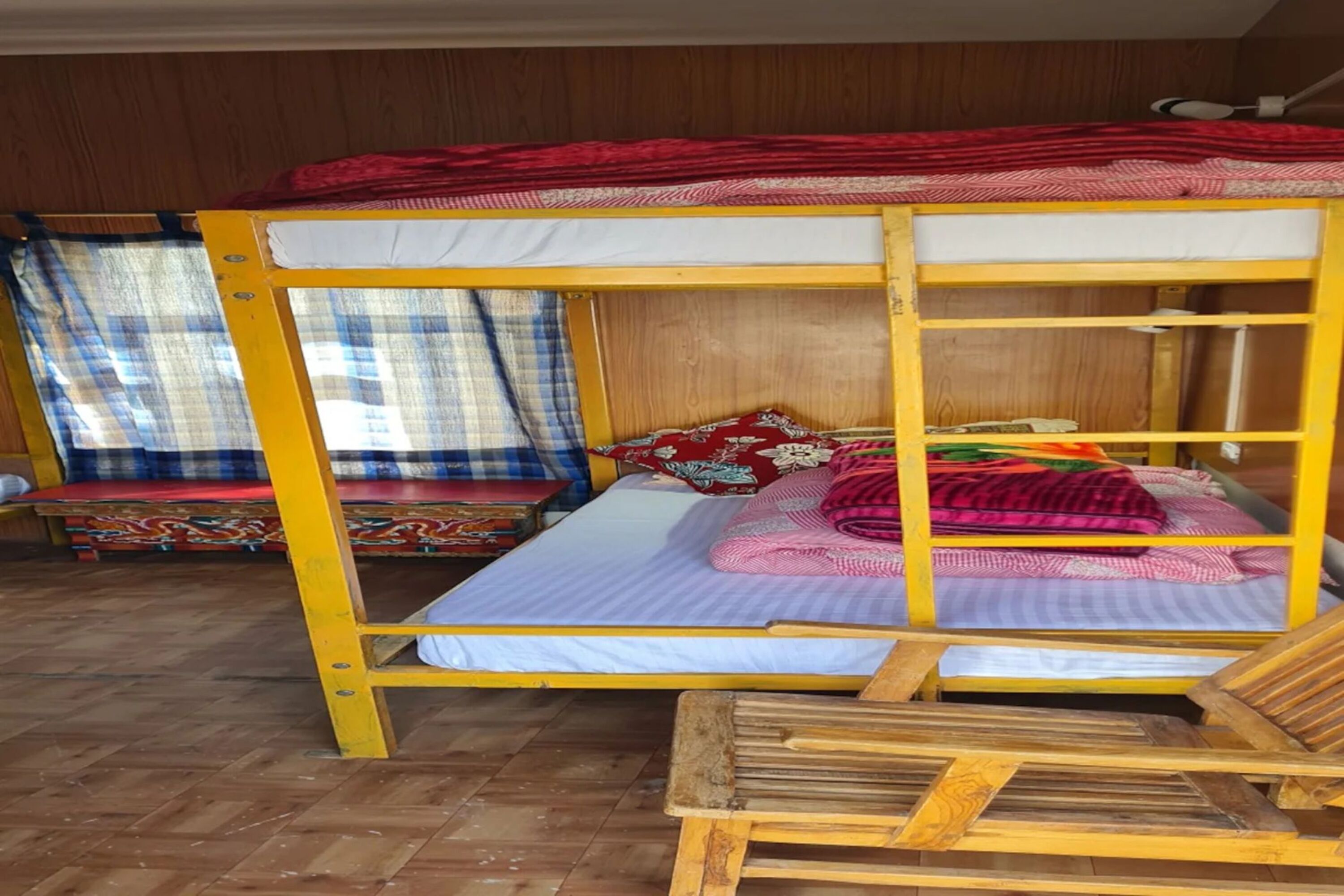 Piggy Hostel Kaza