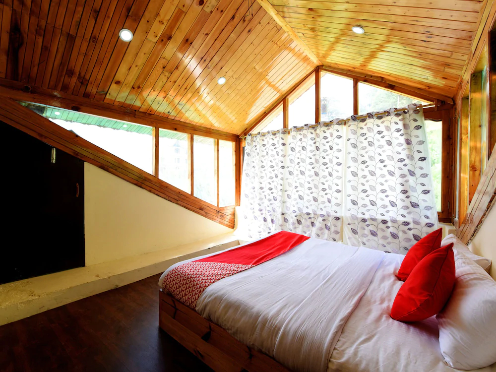 Anand Niwas By OYO Rooms