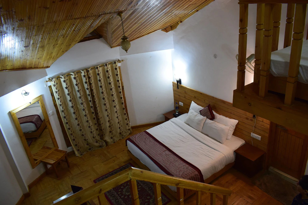 Bharhka Countryside Cottage Resort