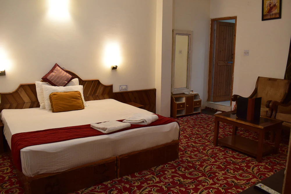 Bharhka Countryside Cottage Resort