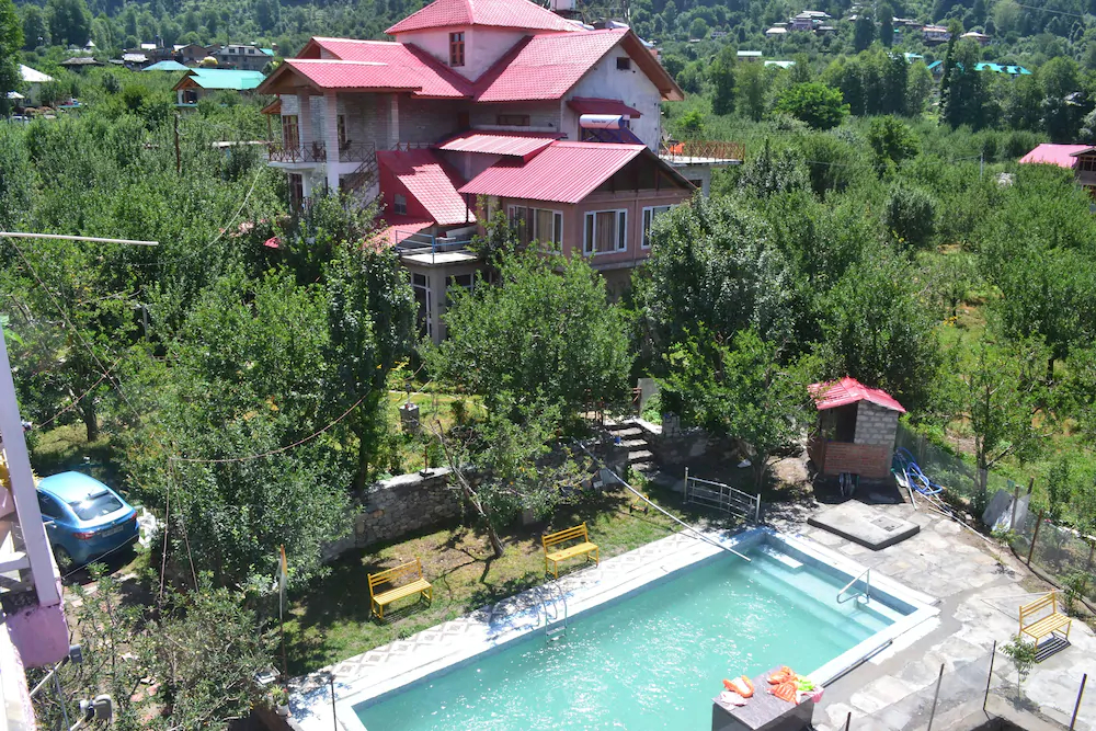 Bharhka Countryside Cottage Resort