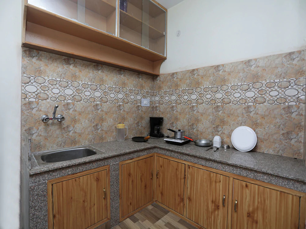Chandra Homestay by OYO Rooms