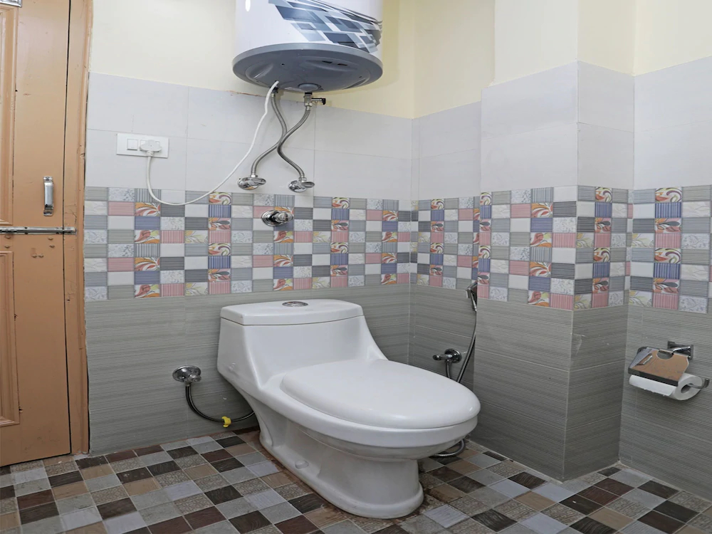 Chandra Homestay by OYO Rooms