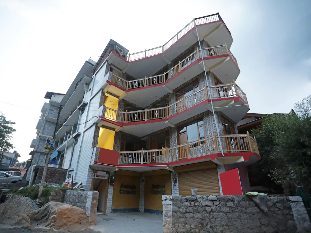 Chandra Homestay by OYO Rooms