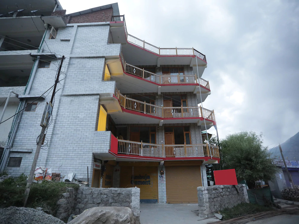 Chandra Homestay by OYO Rooms