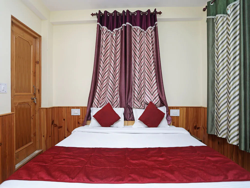 Chandra Homestay by OYO Rooms