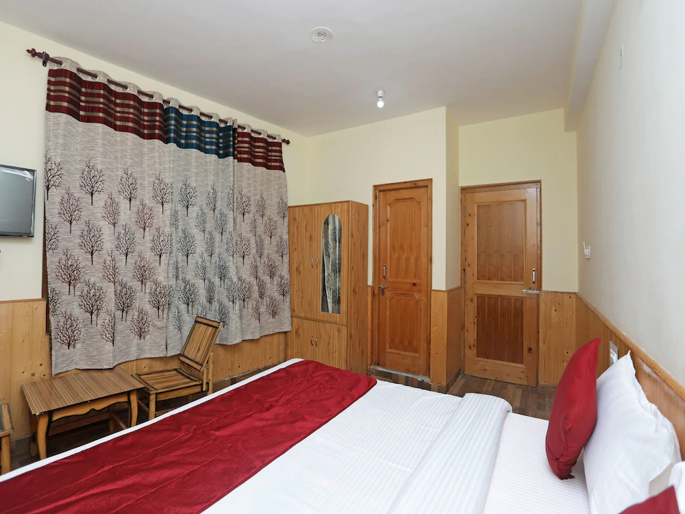 Chandra Homestay by OYO Rooms
