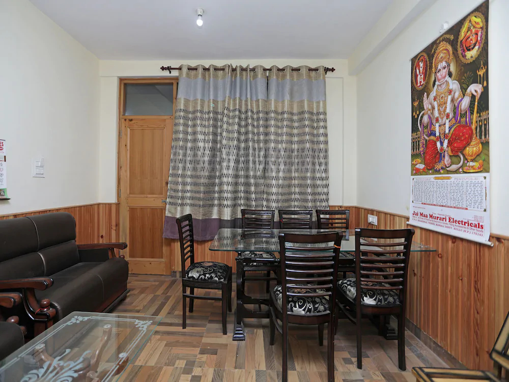Chandra Homestay by OYO Rooms