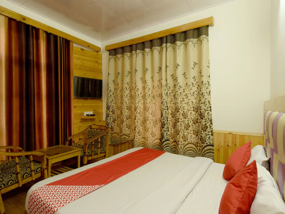 DK Residency by OYO Rooms