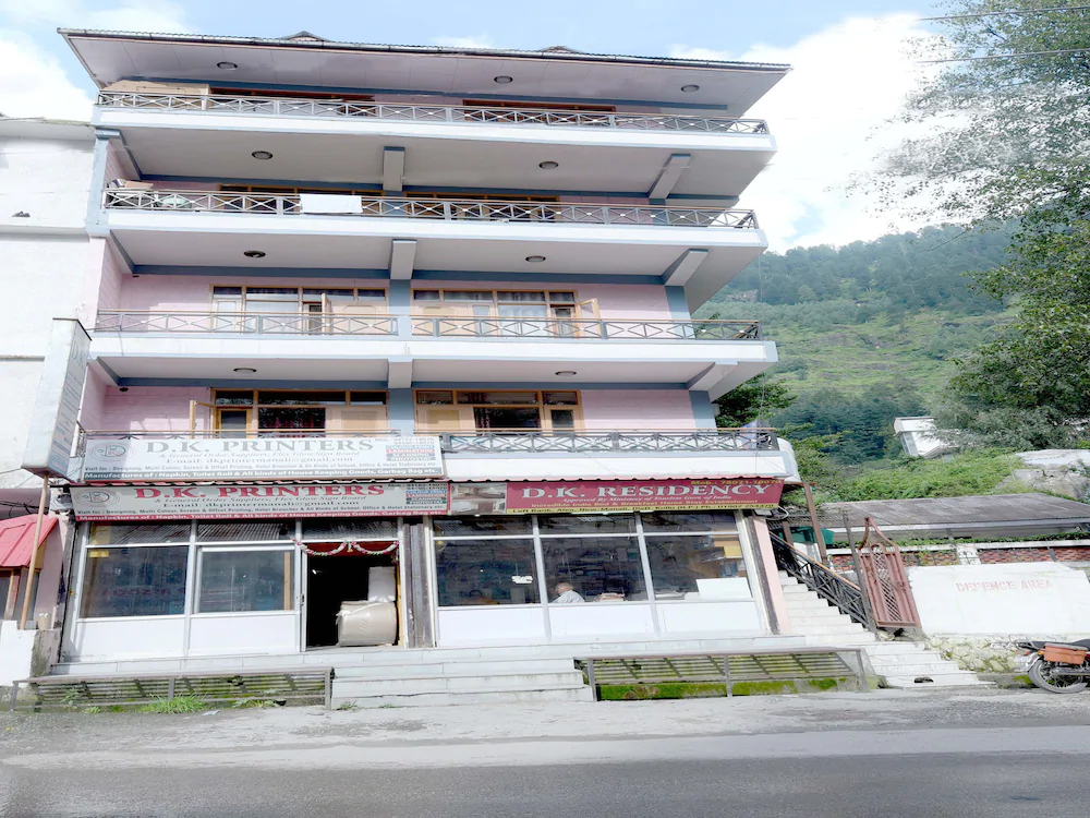 DK Residency by OYO Rooms