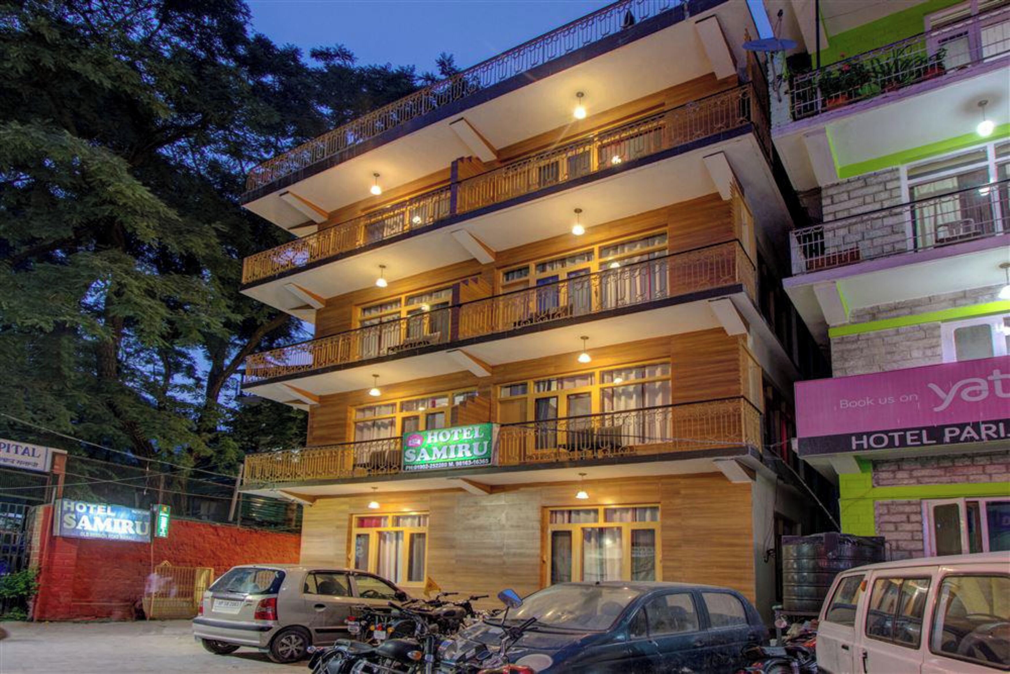 Goroomgo Samiru Manali