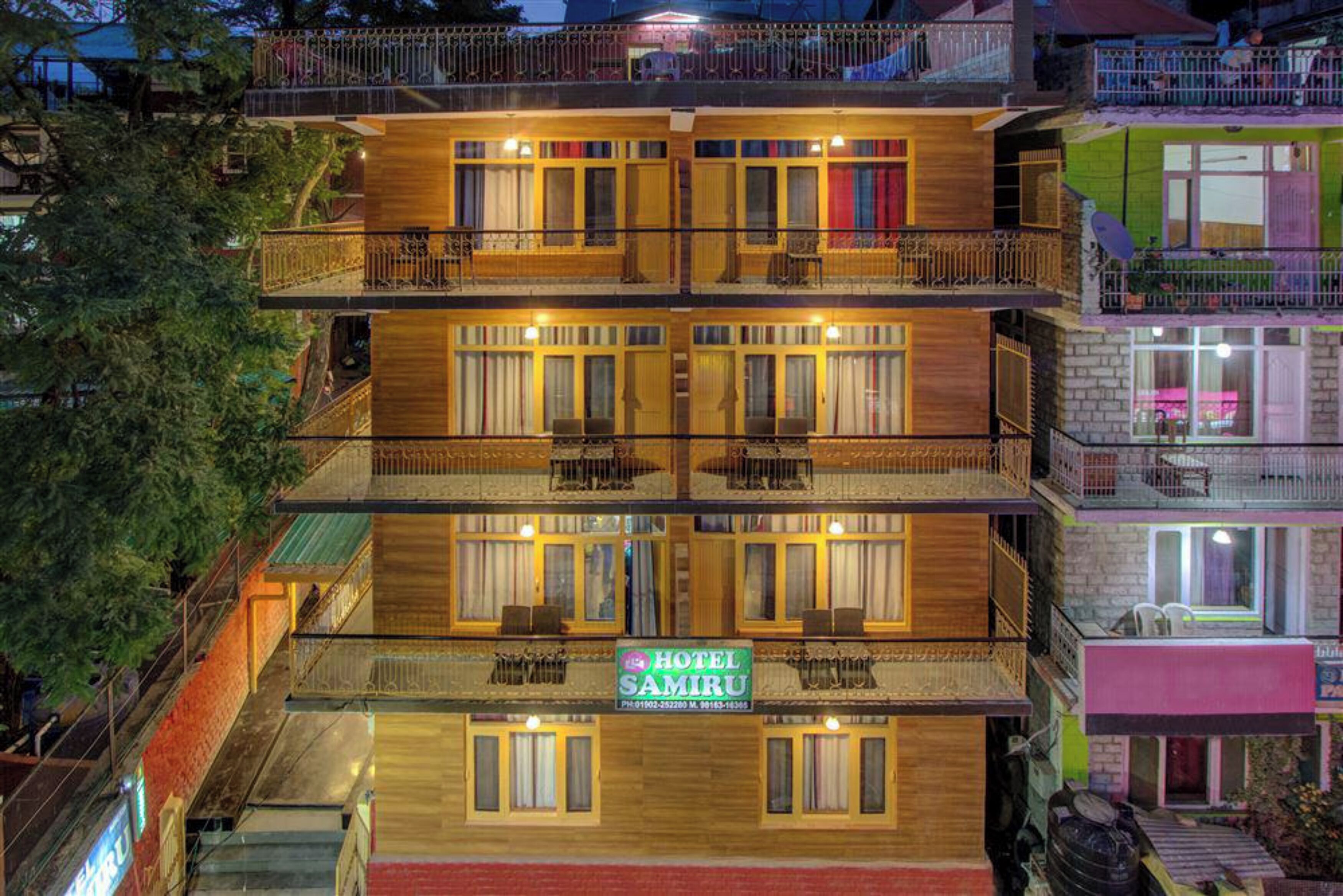 Goroomgo Samiru Manali