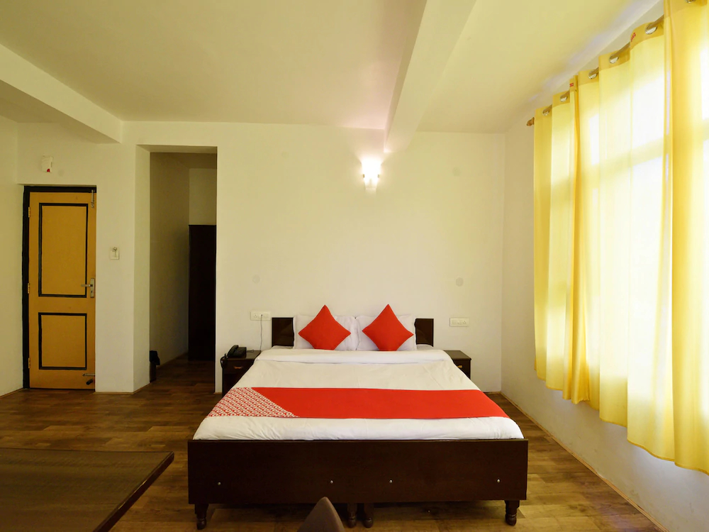 Heaven On Earth by OYO Rooms