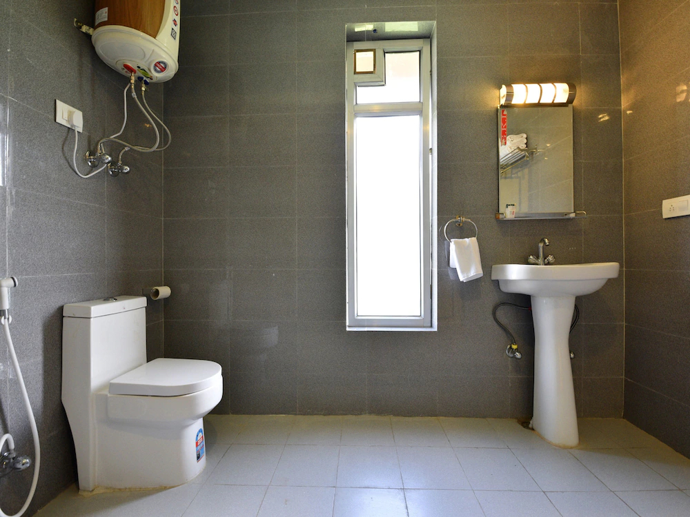 Heaven On Earth by OYO Rooms