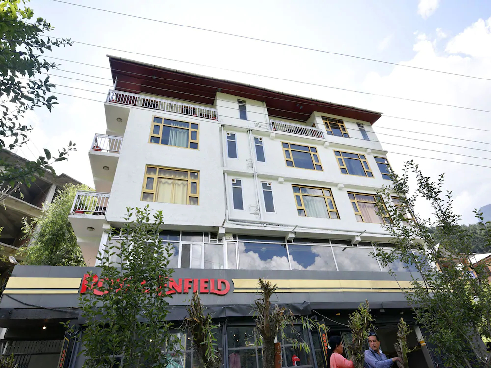 Heaven On Earth by OYO Rooms