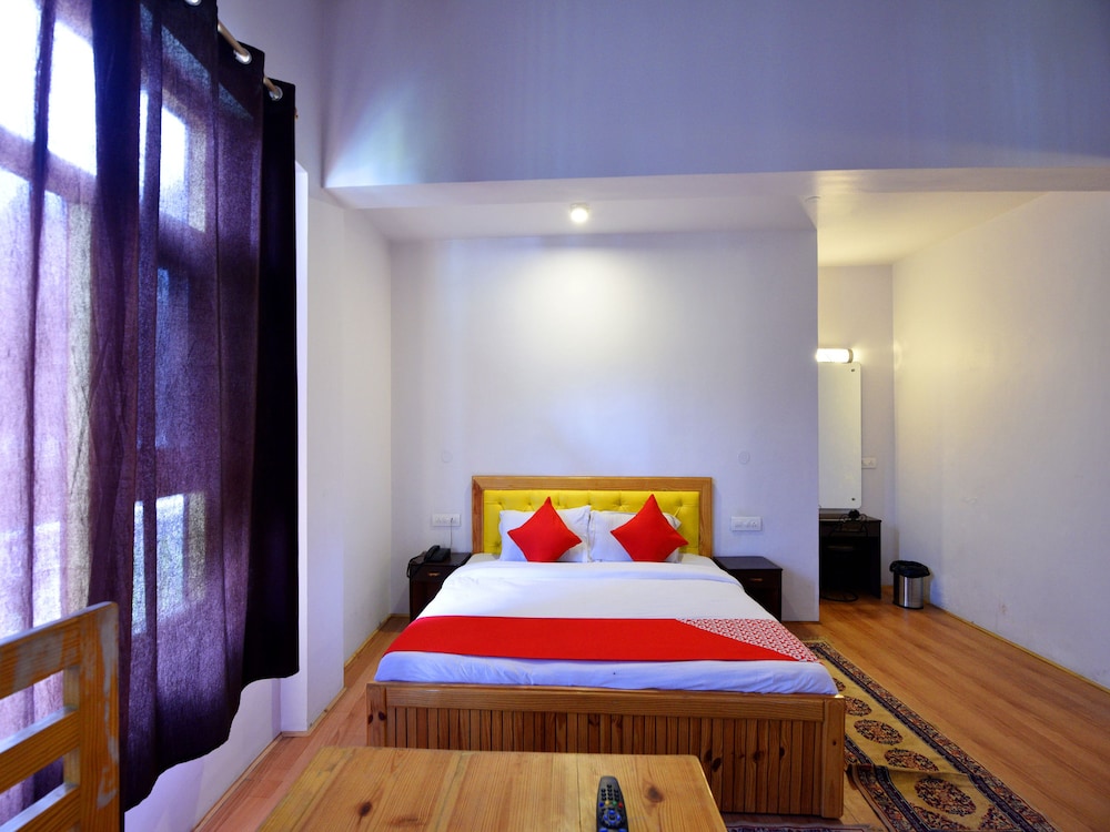 Heaven On Earth by OYO Rooms