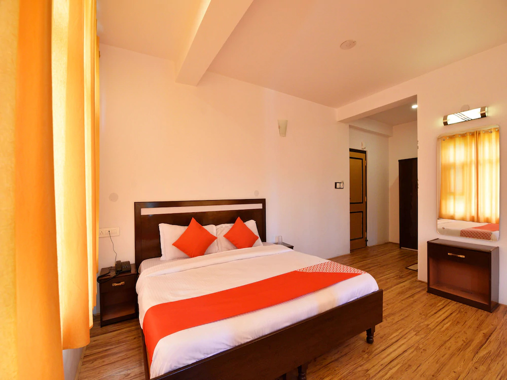 Heaven On Earth by OYO Rooms