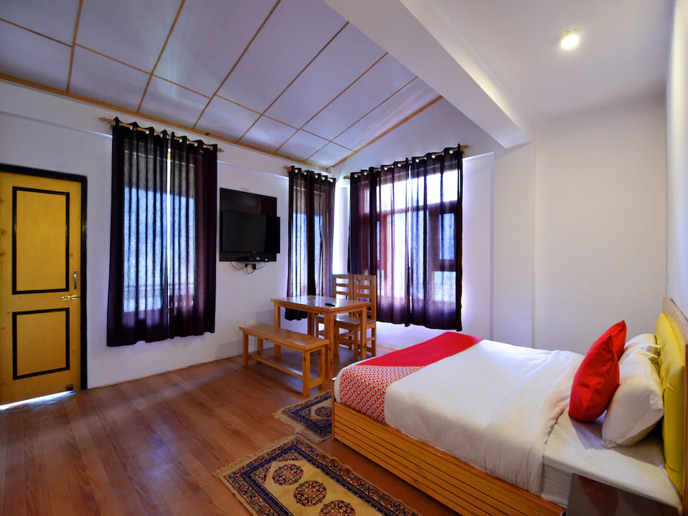 Heaven On Earth by OYO Rooms
