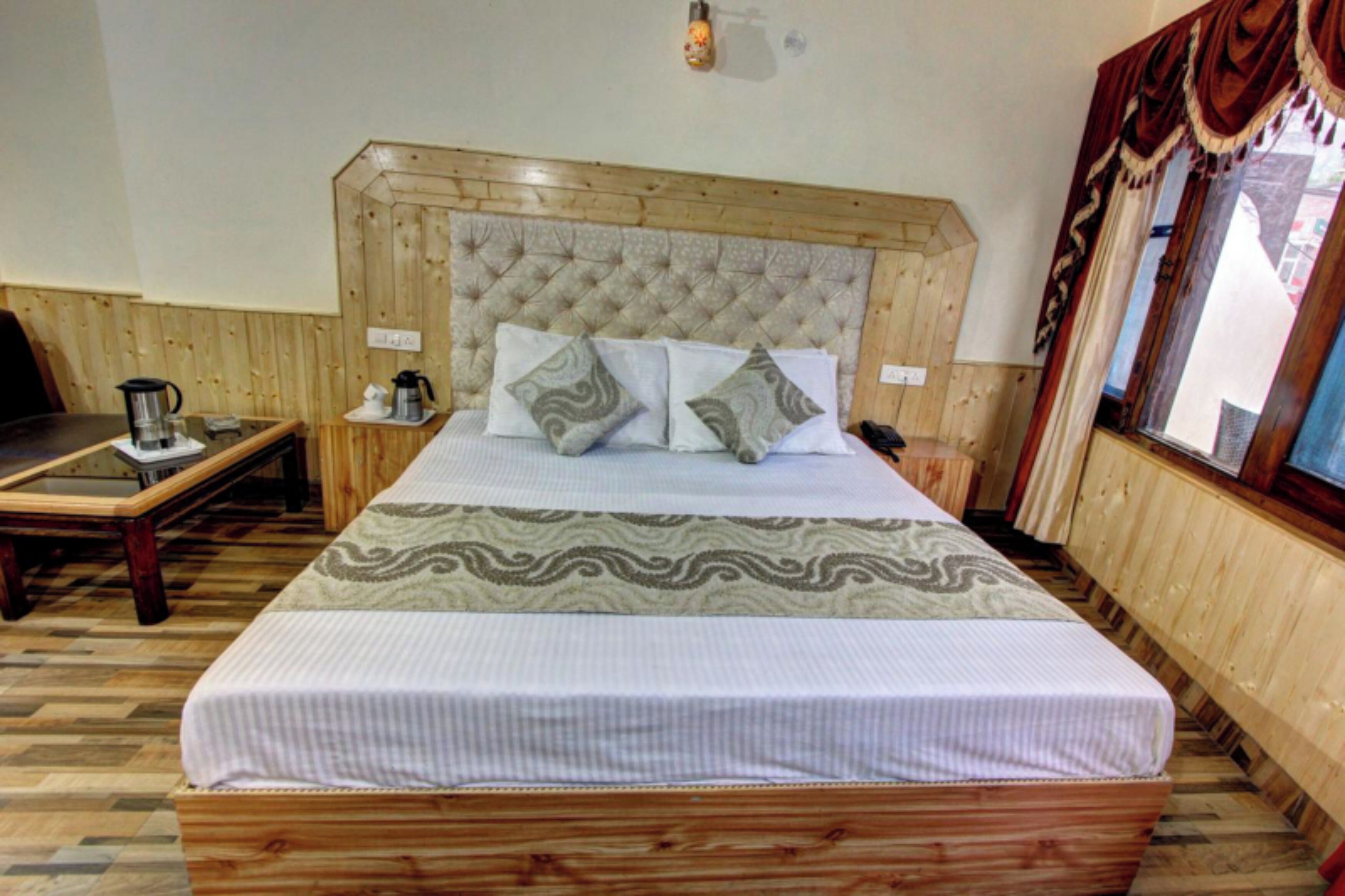 Highway Inn Manali by Goroomgo