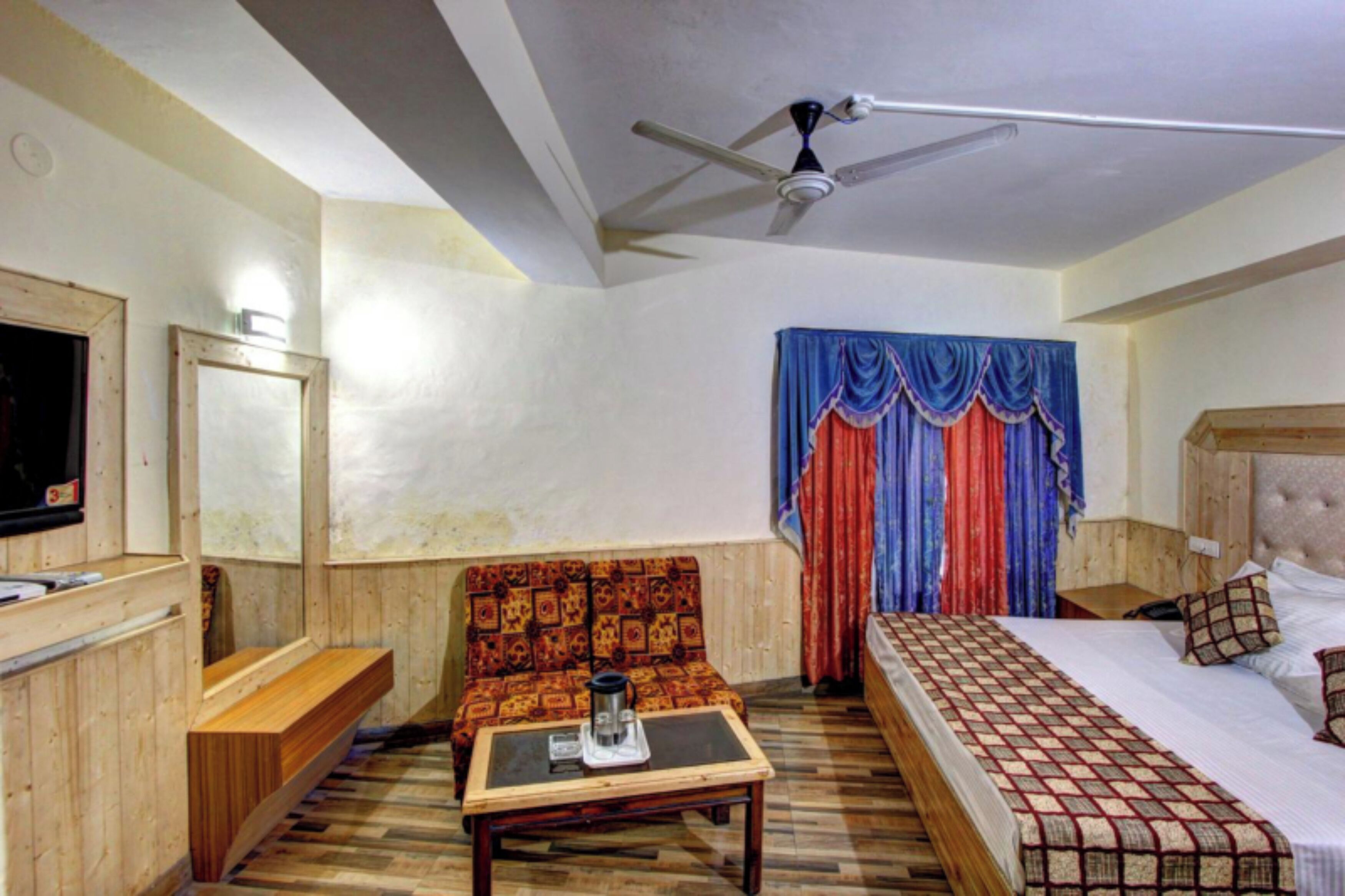 Highway Inn Manali by Goroomgo