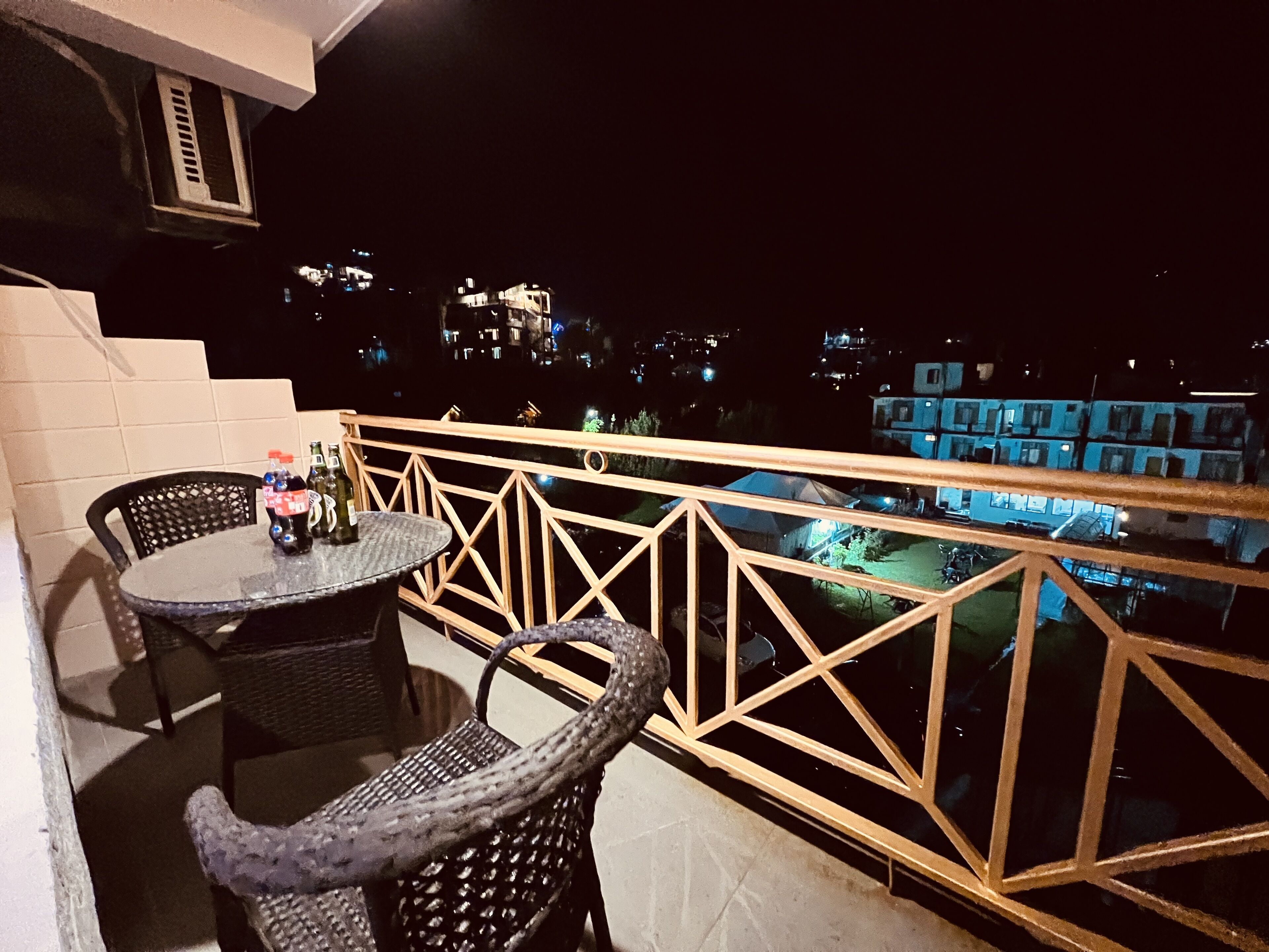 Hill River Resort By West Western
