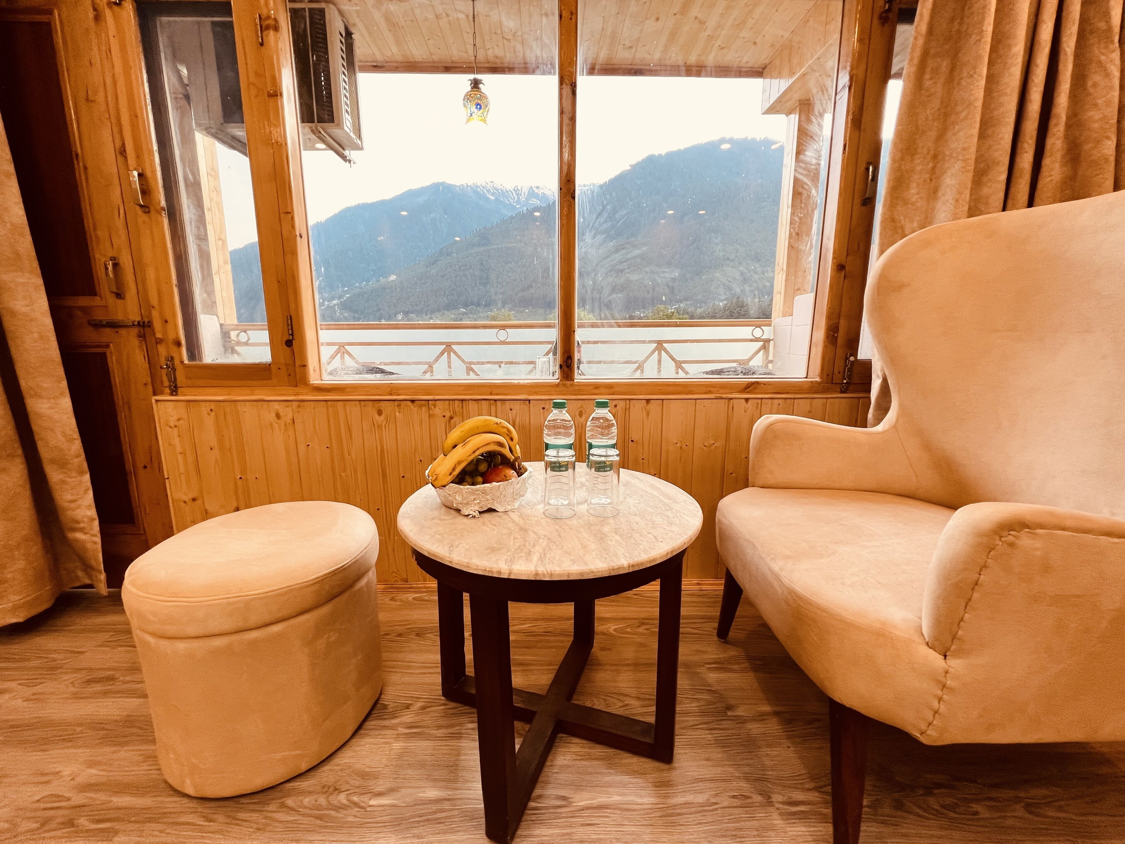 Hill River Resort By West Western