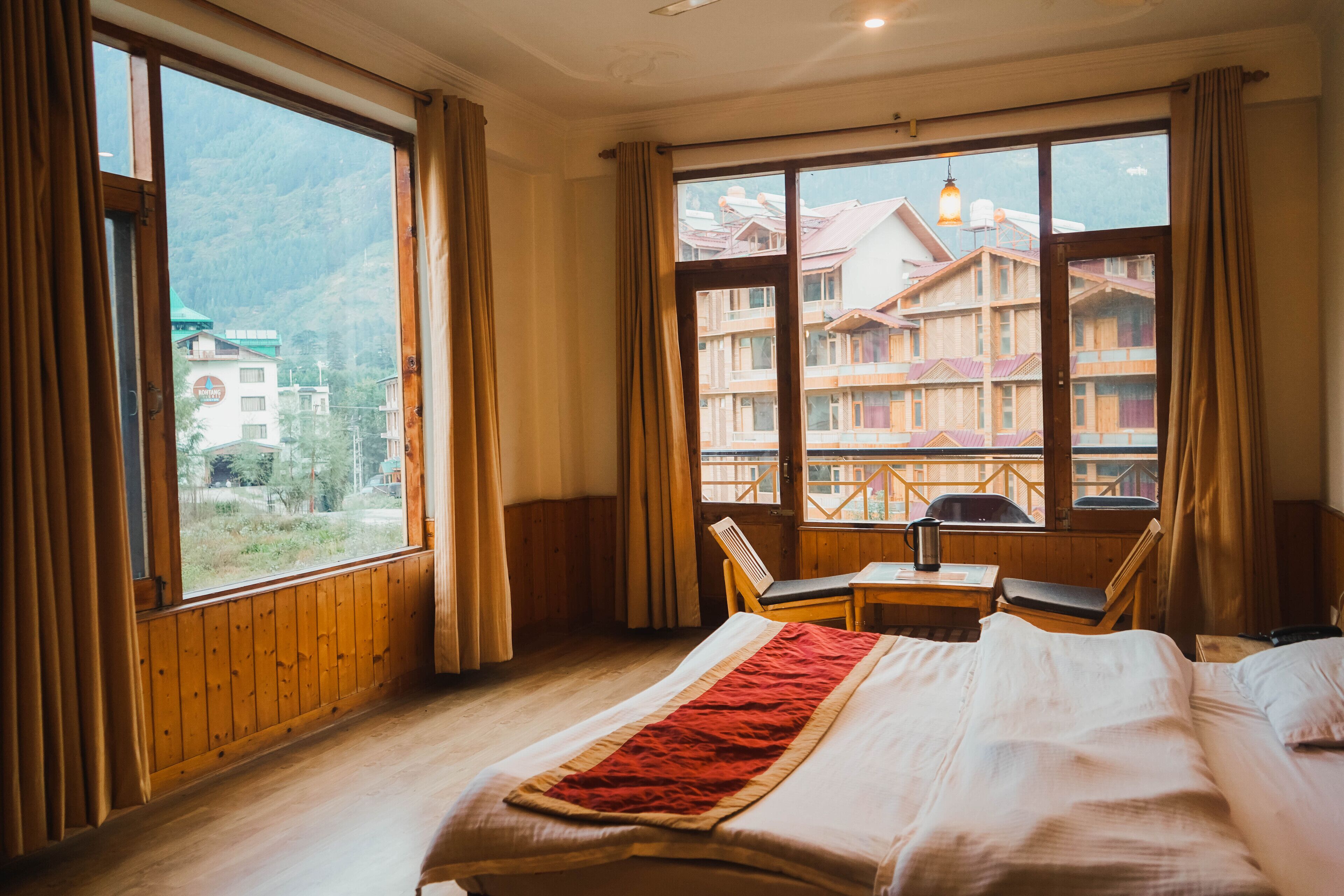 Hipostel Manali