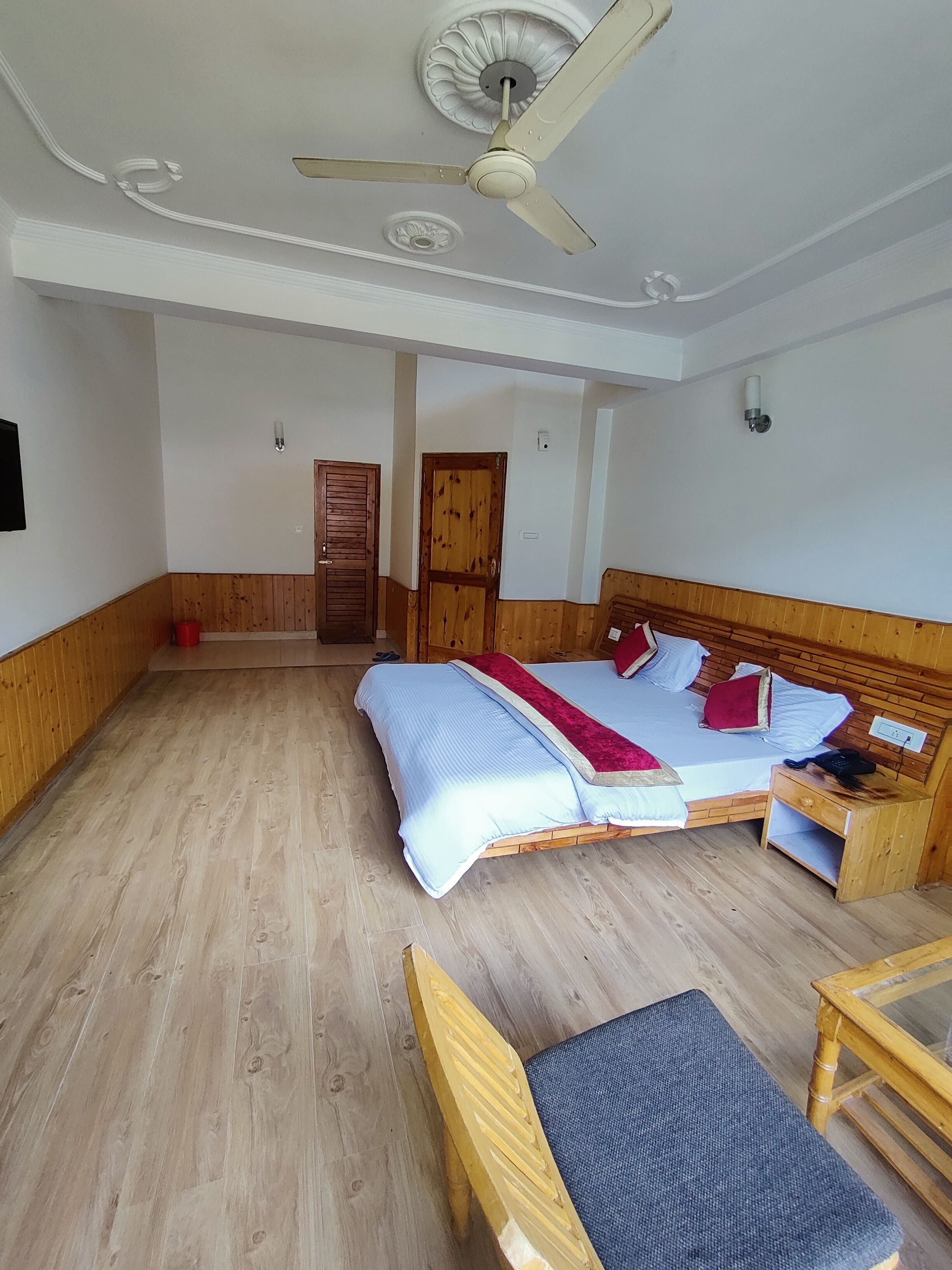 Hipostel Manali
