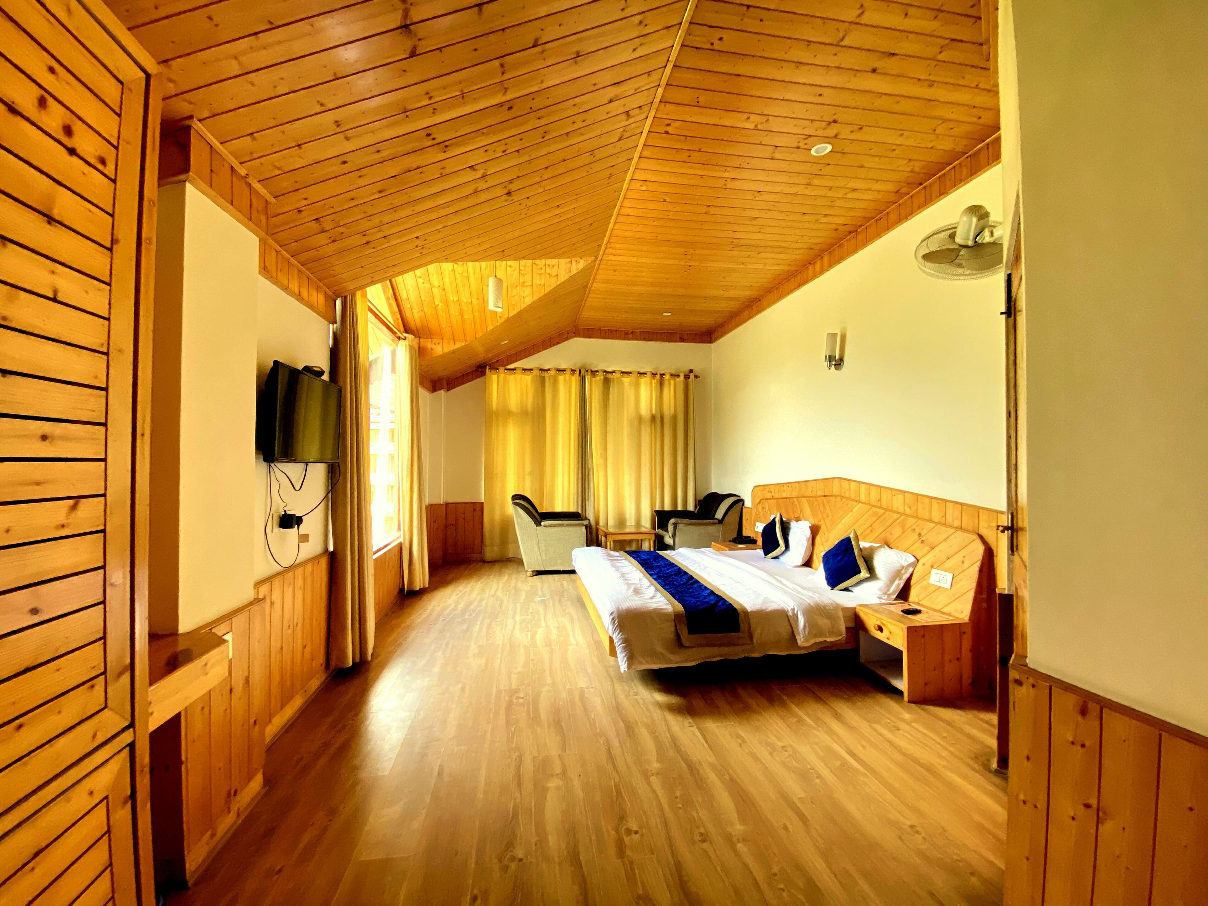 Hipostel Manali