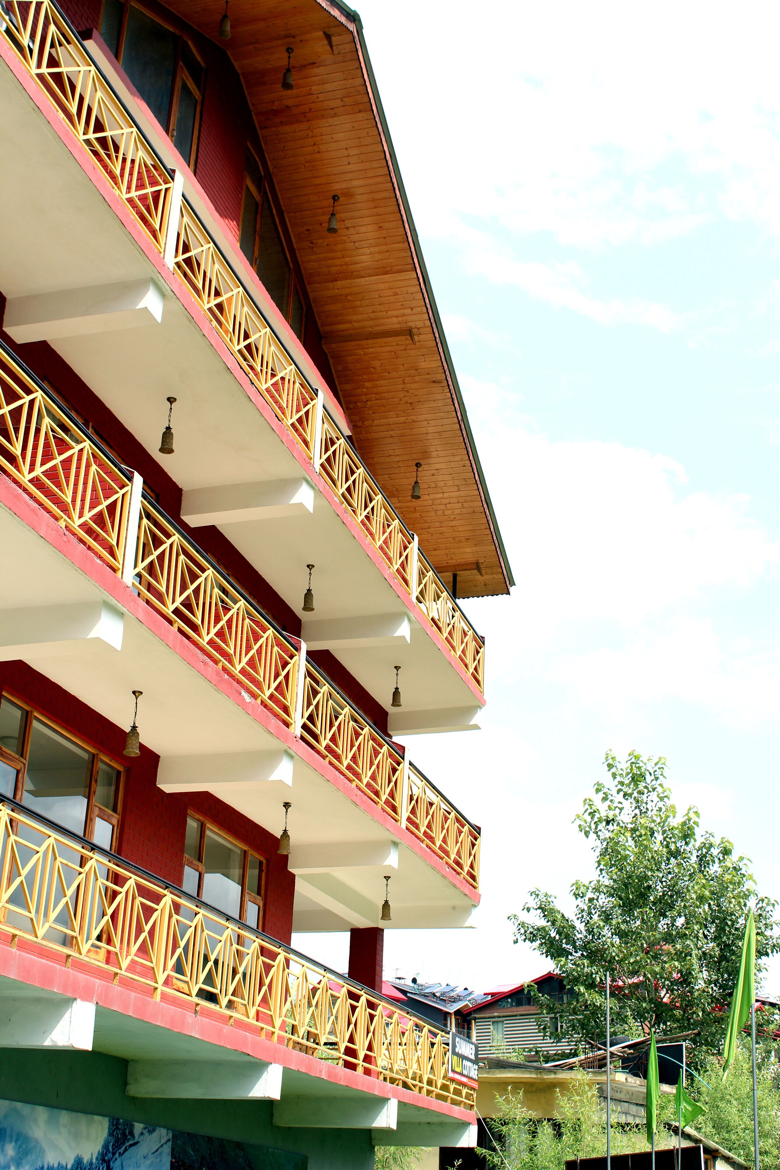Hipostel Manali