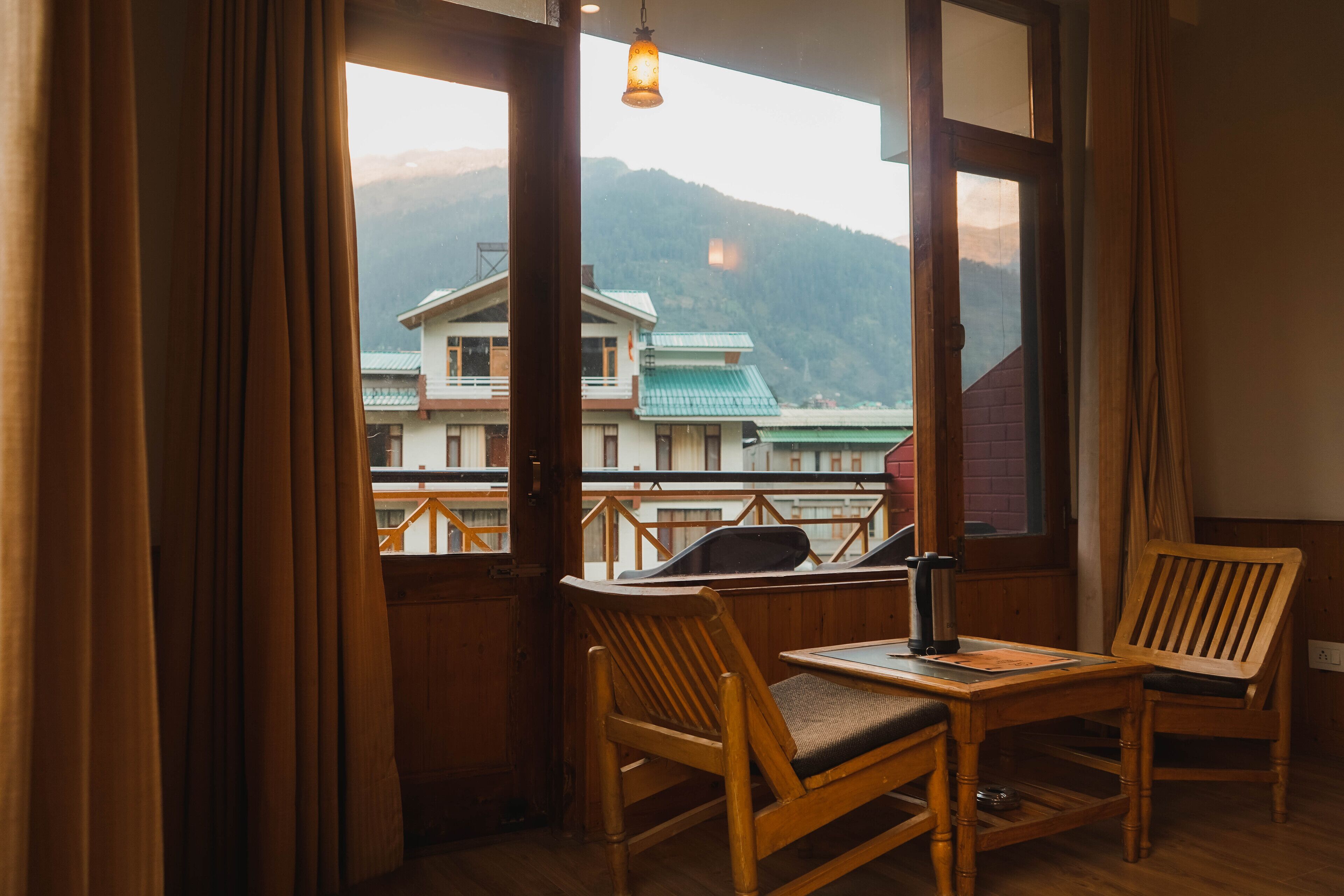 Hipostel Manali