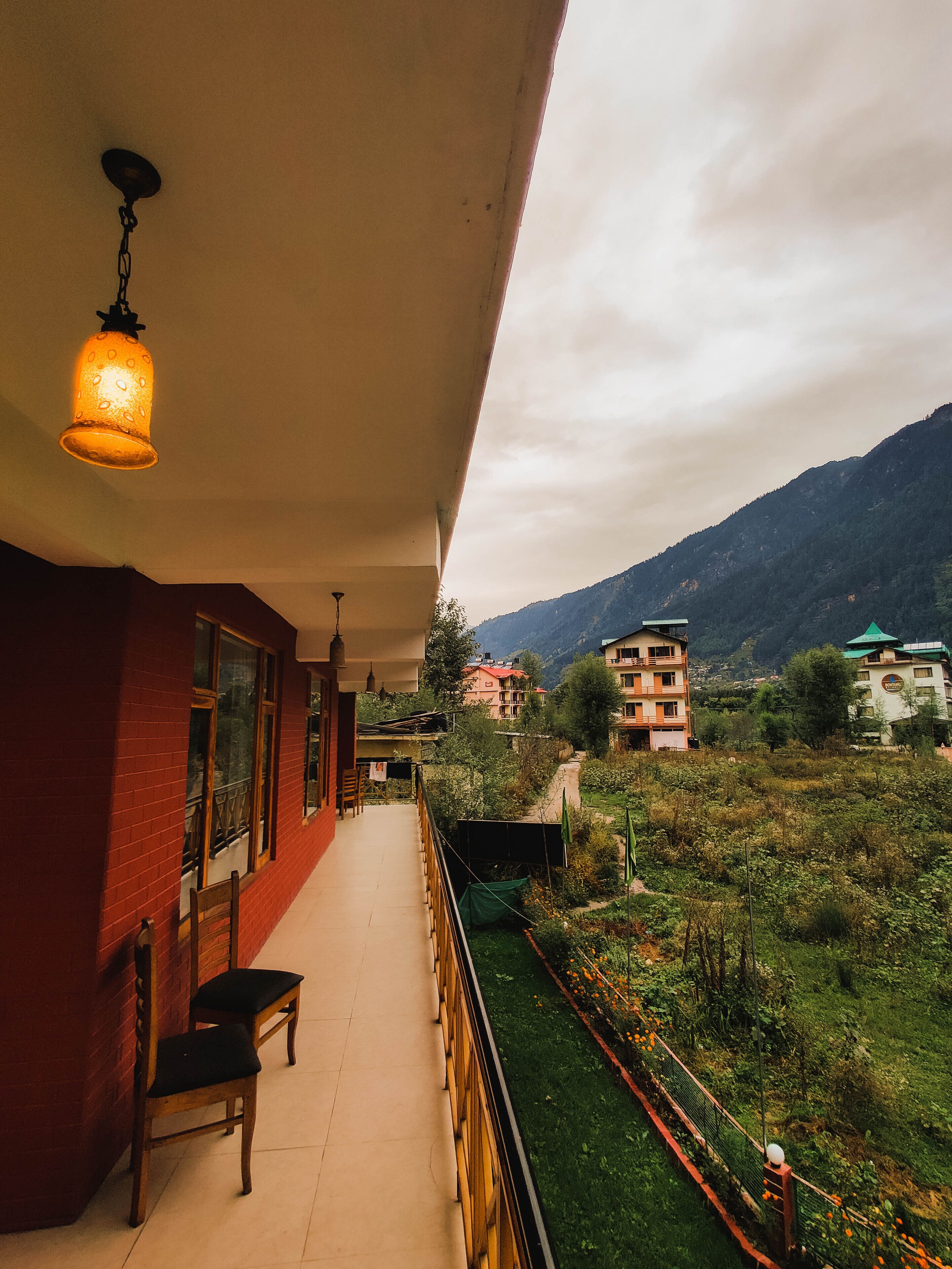 Hipostel Manali