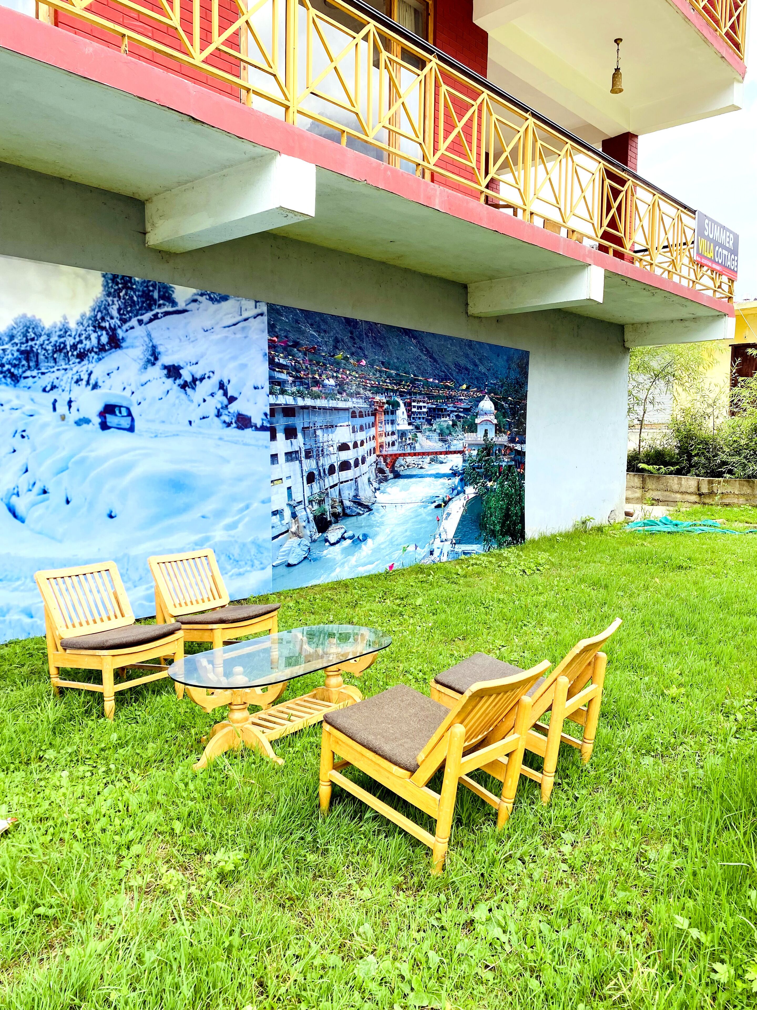 Hipostel Manali