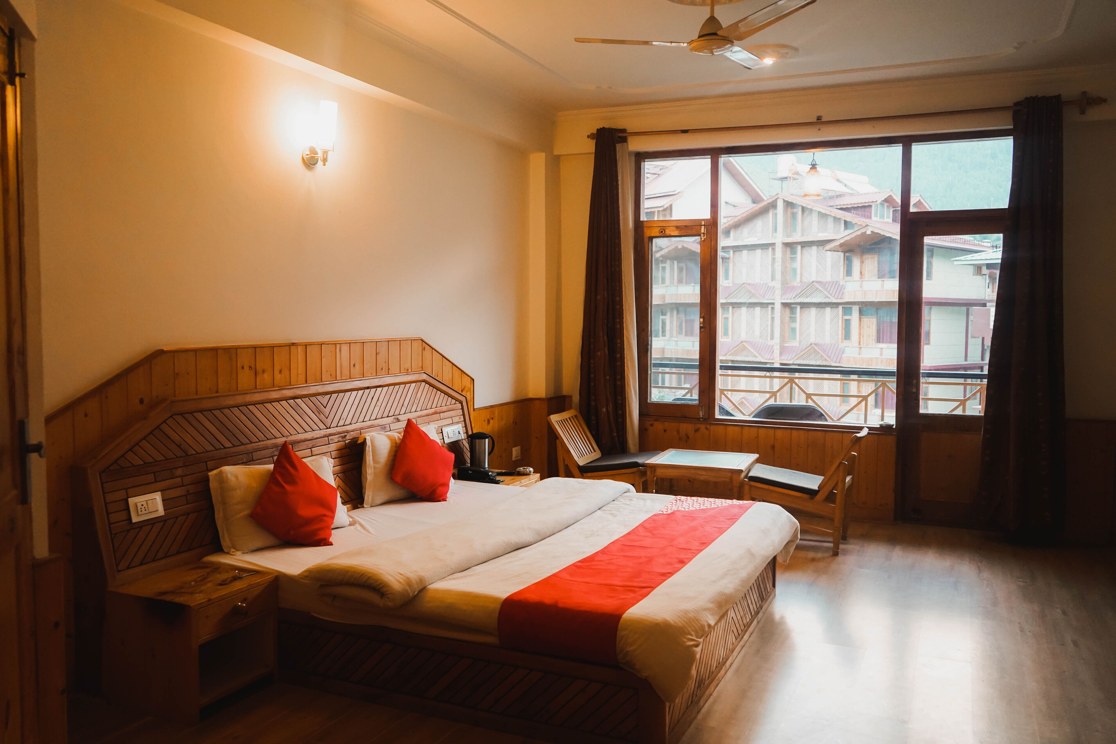 Hipostel Manali