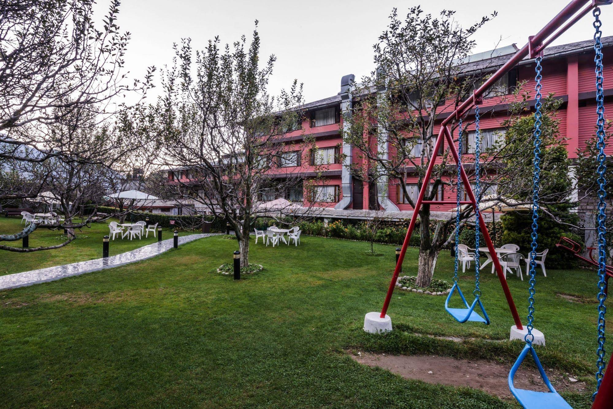 Honeymoon Inn Manali