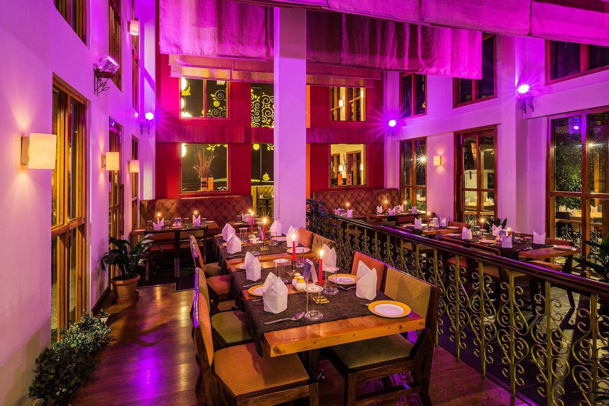 Honeymoon Inn Manali