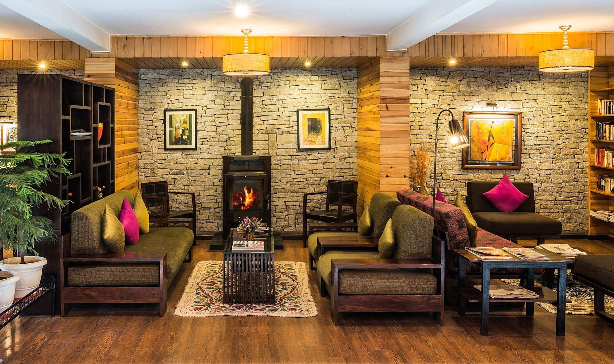 Honeymoon Inn Manali