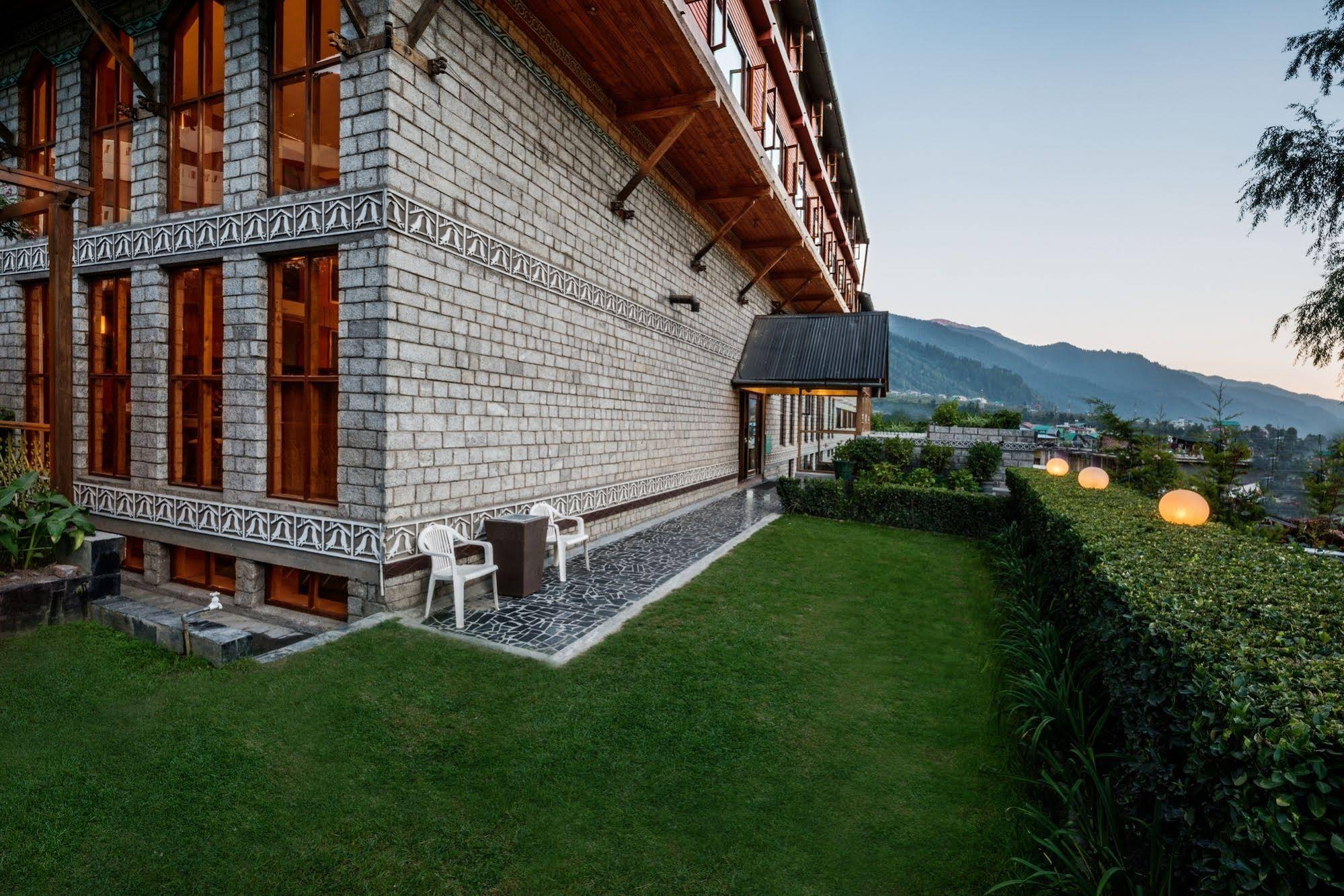 Honeymoon Inn Manali