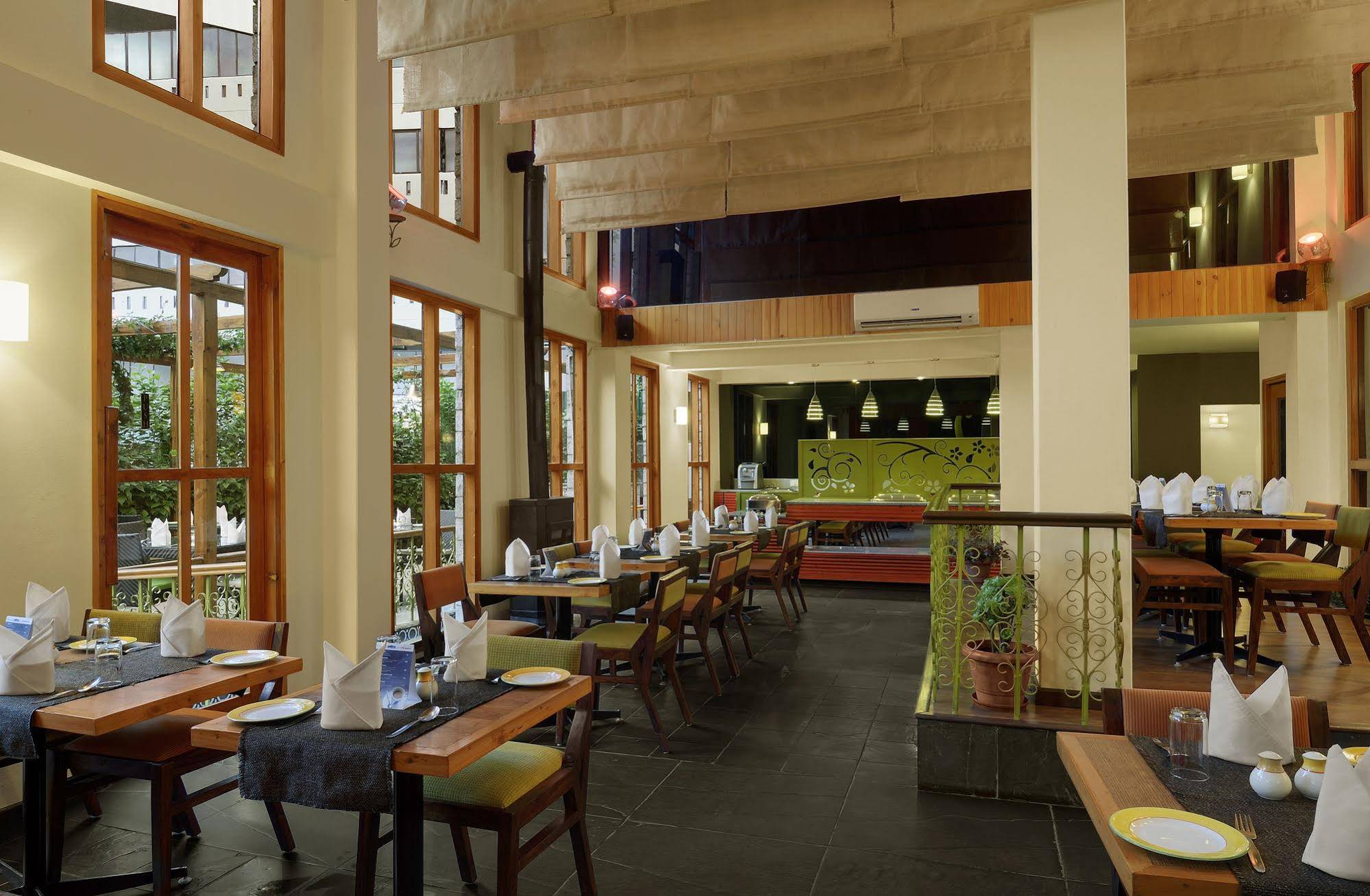 Honeymoon Inn Manali