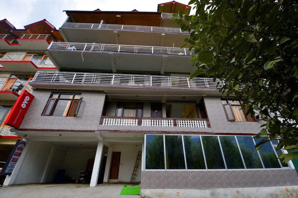 Hotel Akash Hills by OYO Rooms
