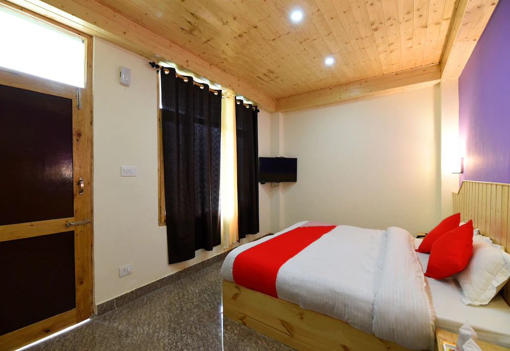 Hotel Akash Hills by OYO Rooms