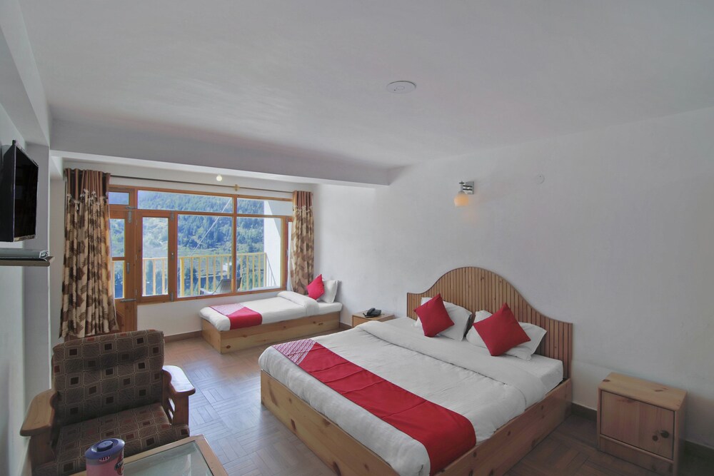 Hotel Bhrigu by OYO Rooms