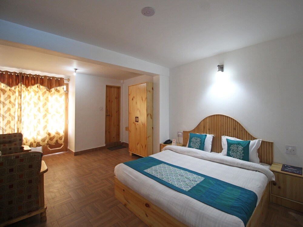 Hotel Bhrigu by OYO Rooms