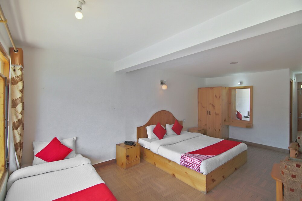 Hotel Bhrigu by OYO Rooms