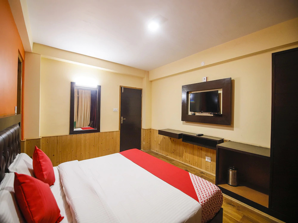 Hotel Green View by OYO Rooms