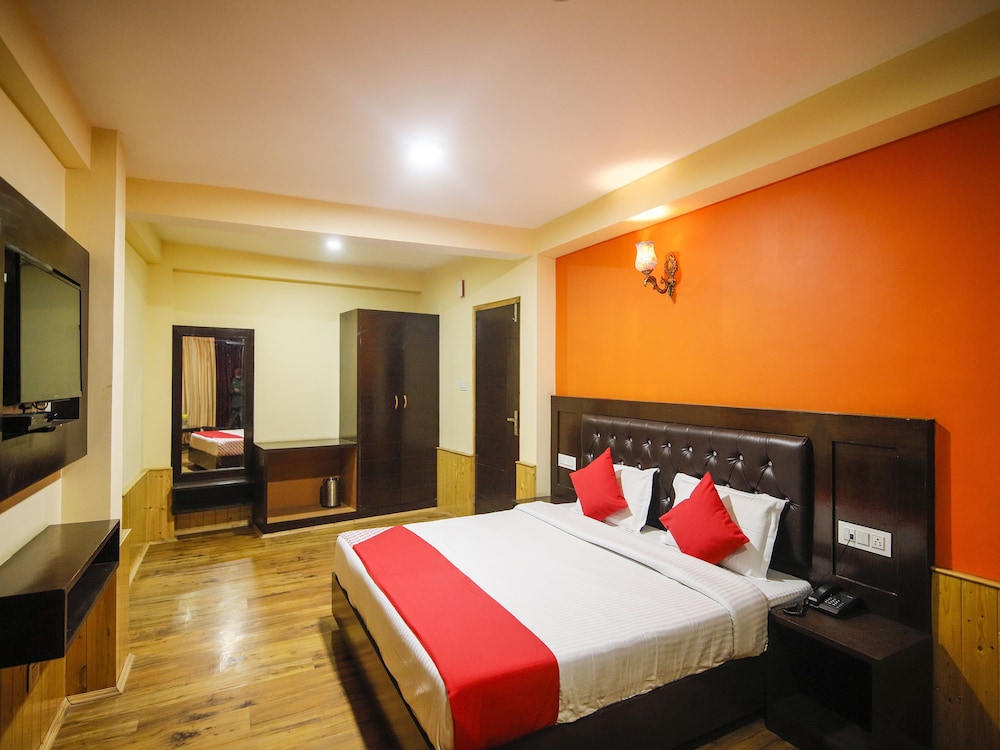 Hotel Green View by OYO Rooms