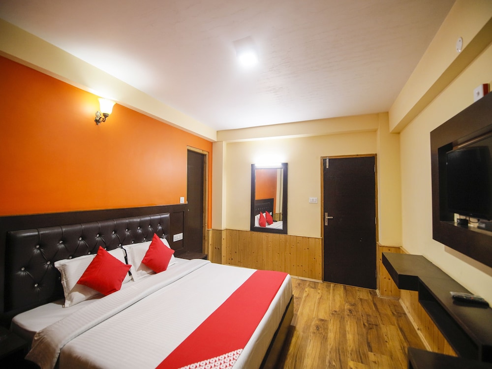Hotel Green View by OYO Rooms